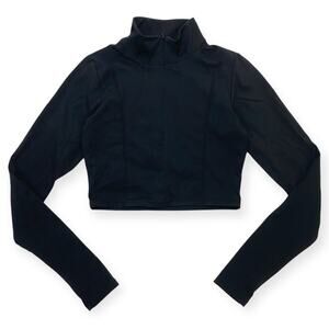 PrettyLittleThing Women’s 4 Black Active Pullover Cropped Jacket